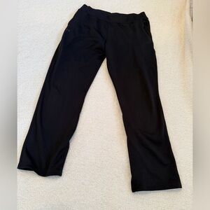 Under Armour Women’s Large Black Loose Fit Athletic Training Pants Workout